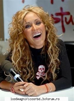 poze cu anahi - annie - ANAHI