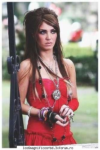 poze cu anahi - annie - ANAHI