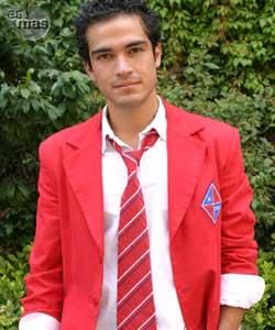 poze cu poncho - annie - ALFONSO HERRERA